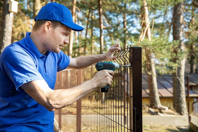 FenceCraft:Your Trusted Name in Fencing Solutions