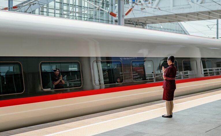 online editing platform service